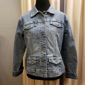 Chicos Platinum Size 1 Denim Stretch Jacket Medium